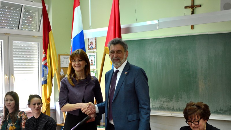 Fuchs: U škologradnju se nije ovoliko ulagalo od doba bana Ivana Mažuranića